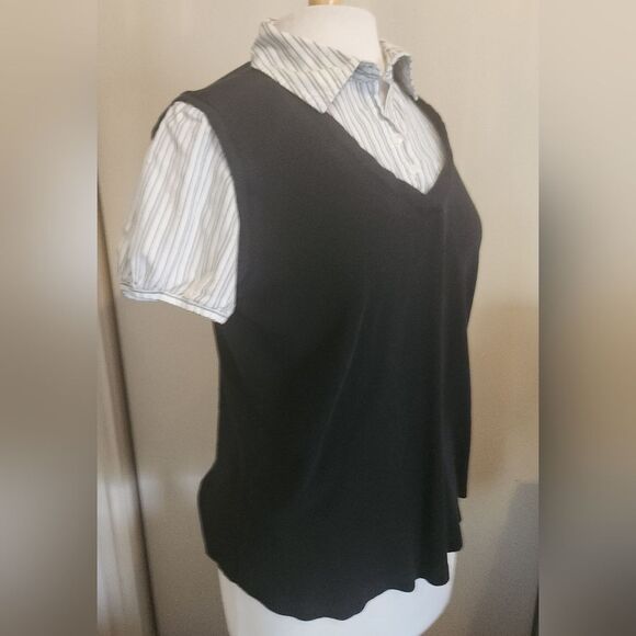 Croft & Barrow combination gray & white stripe short sleeve top with black vest - Picture 3 of 10